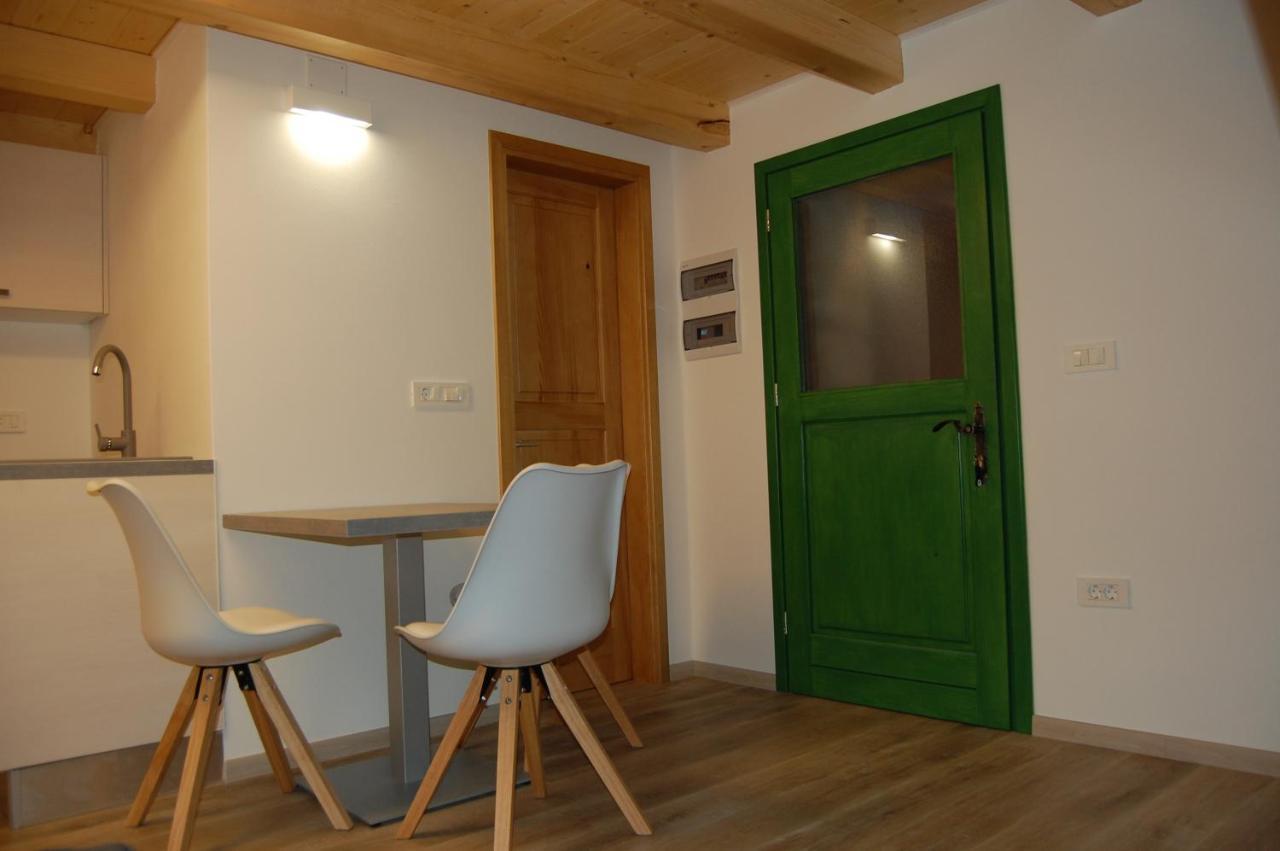 Apartma Hiska Dobravlje Kültér fotó